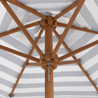 Picknicktafel Voor 4 Kinderen Met Parasol Rond Vurenhout